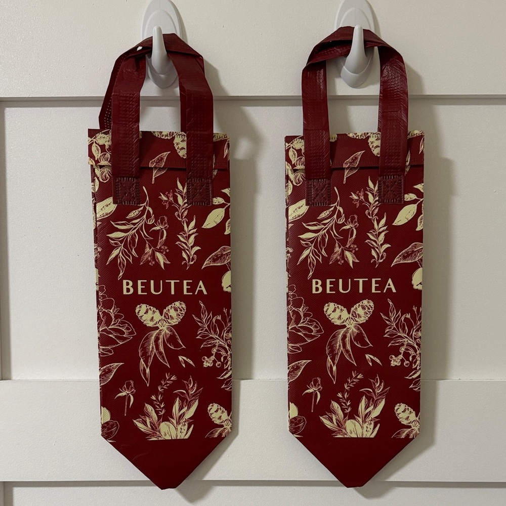 Beutea Burgundy Maroon Red Floral Boba Wine Drinks Insulated 2 pack Bags